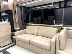 2026 Tiffin Zephyr 45PZ | Thumbnail Photo 13 of 39