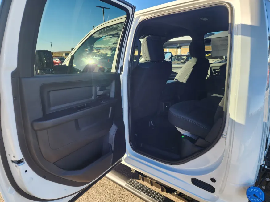 2026 RAM 5500 Tradesman | Photo 8 of 22