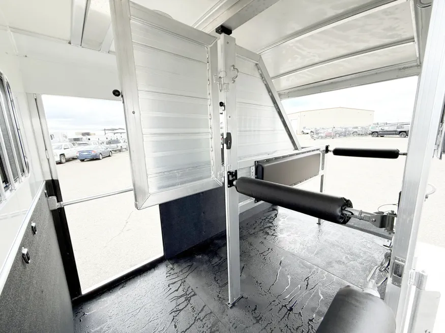 2027 Cimarron Norstar Warmblood 2HGN | Photo 17 of 20