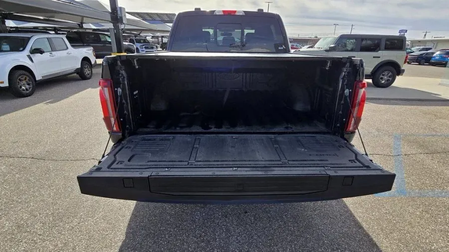 2024 Ford F-150 | Photo 11 of 35