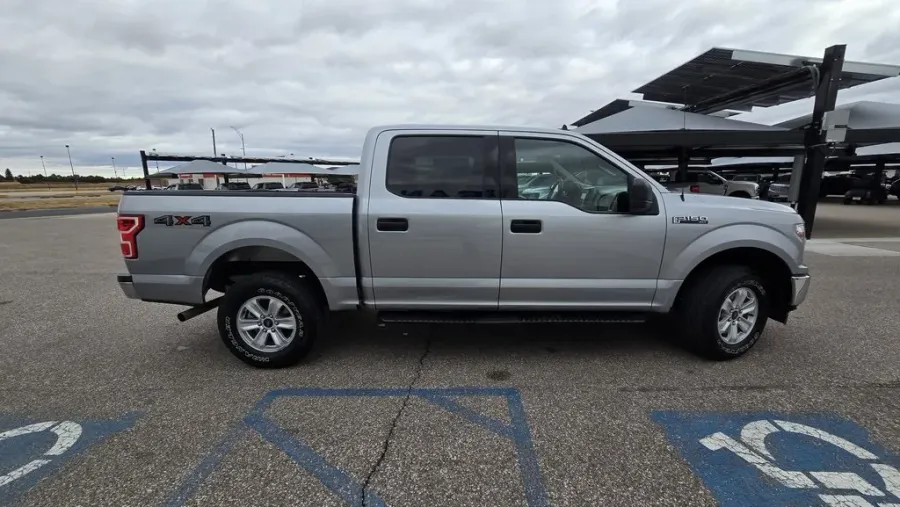 2020 Ford F-150 | Photo 4 of 29