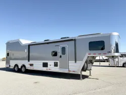 2024 Cimarron Freedom LQ | Thumbnail Photo 1 of 26