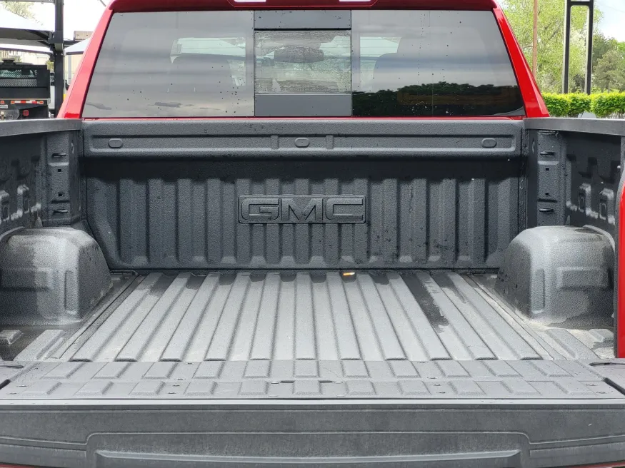 2026 GMC Sierra 1500 SLT | Photo 25 of 26