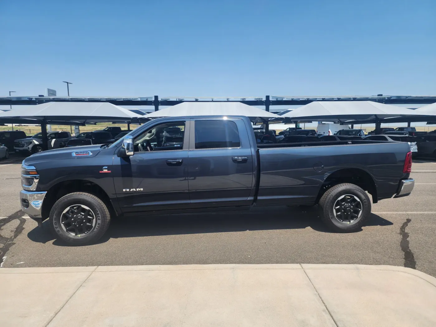 2025 RAM 2500 Laramie | Photo 4 of 27