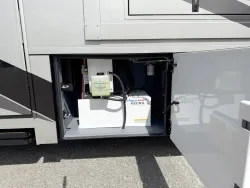 2026 Renegade Explorer 40EBH | Thumbnail Photo 28 of 31