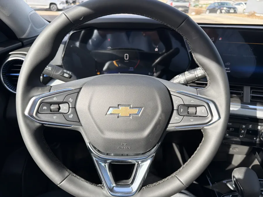 2026 Chevrolet Trax LT | Photo 17 of 19