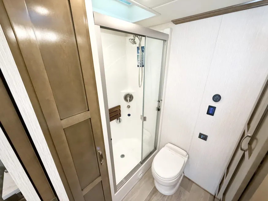 2026 Newmar Super Star 3731 | Photo 13 of 31