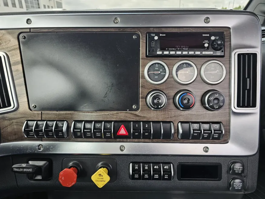 2022 Western Star 49X | Photo 11 of 18