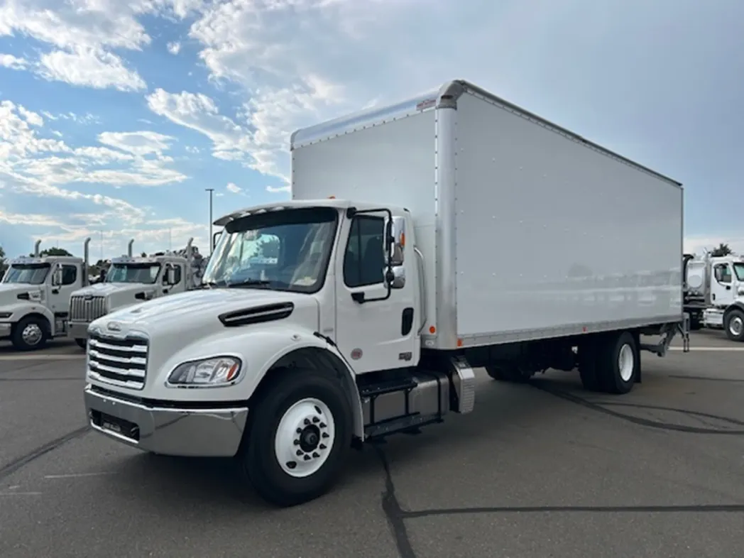 2025 Freightliner M2 106 