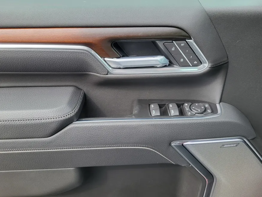 2026 GMC Sierra 2500HD Denali | Photo 18 of 25