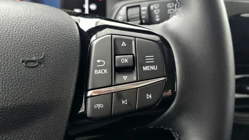 2026 Ford Escape | Photo 16 of 25