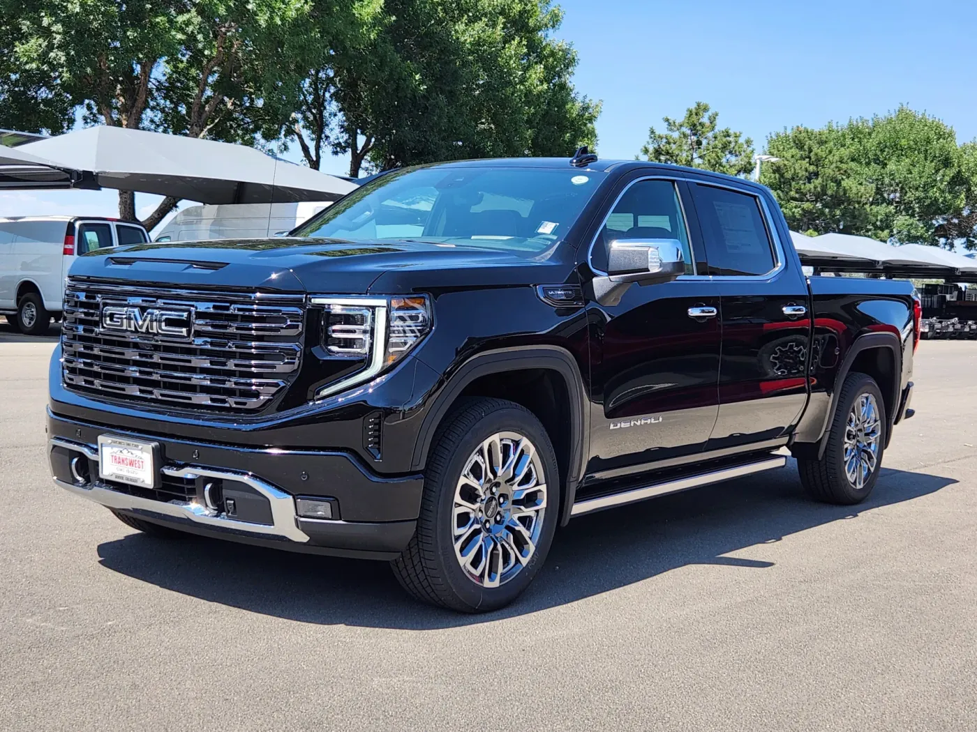 2026 GMC Sierra 1500 Denali Ultimate | Photo 3 of 29