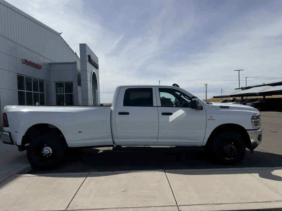 2026 RAM 3500 Tradesman | Photo 5 of 20