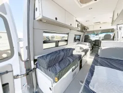 2017 Mercedes Benz Sportsmobile | Thumbnail Photo 13 of 17