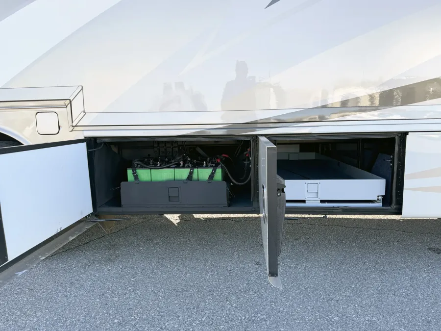 2019 Newmar Ventana 4037 | Photo 32 of 31