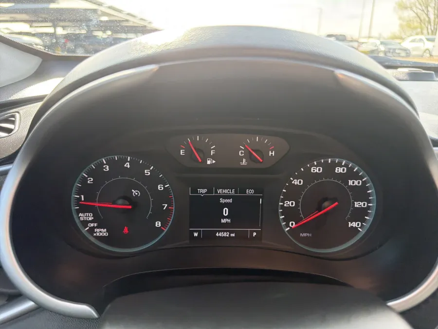 2025 Chevrolet Malibu LT | Photo 18 of 19