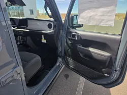 2026 Jeep Wrangler Willys | Thumbnail Photo 15 of 22