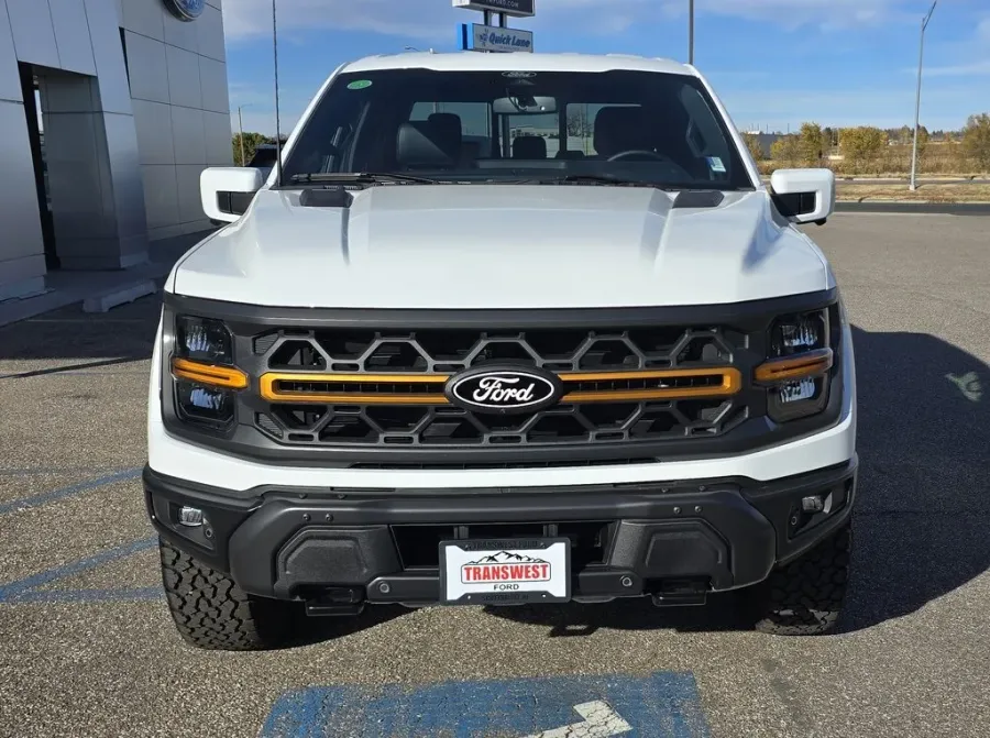 2025 Ford F-150 | Photo 2 of 34