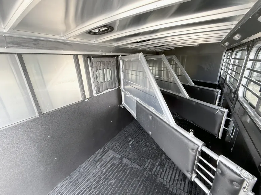 2026 Logan Coach Bullseye 4HGN | Photo 13 of 17