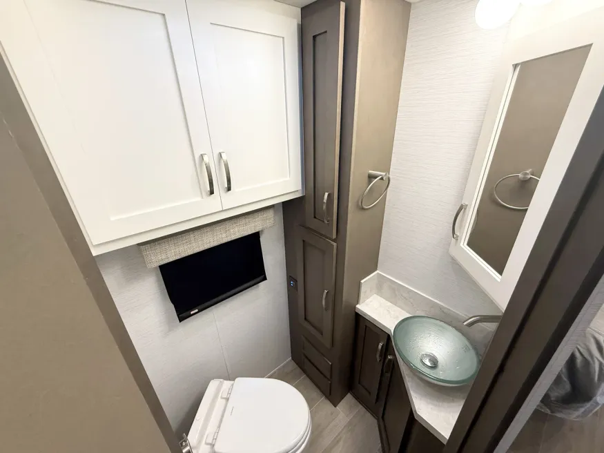 2026 Newmar Super Star 4159 | Photo 9 of 34