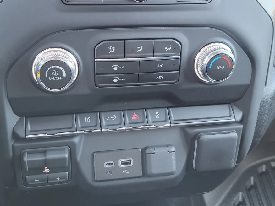 2026 GMC Sierra 2500HD Pro | Photo 17 of 26