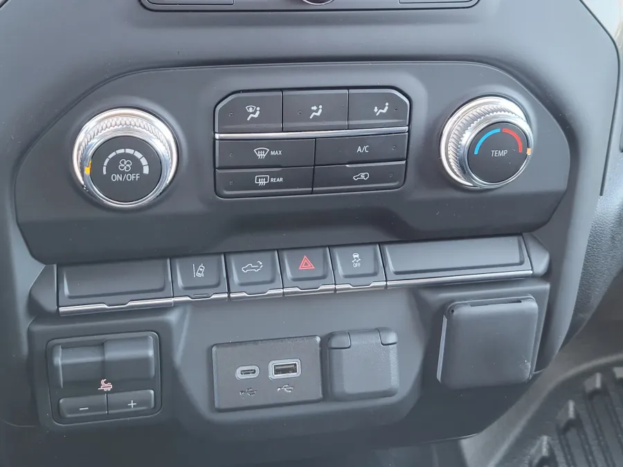 2026 GMC Sierra 2500HD Pro | Photo 17 of 26