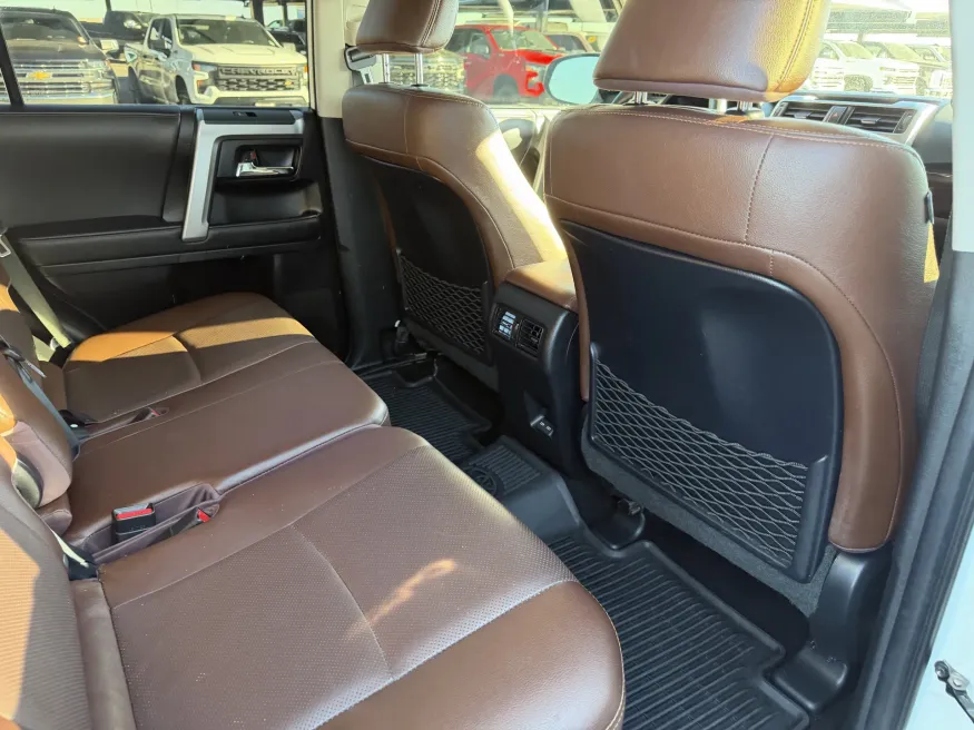 2023 Toyota 4Runner Limited | Photo 11 of 24