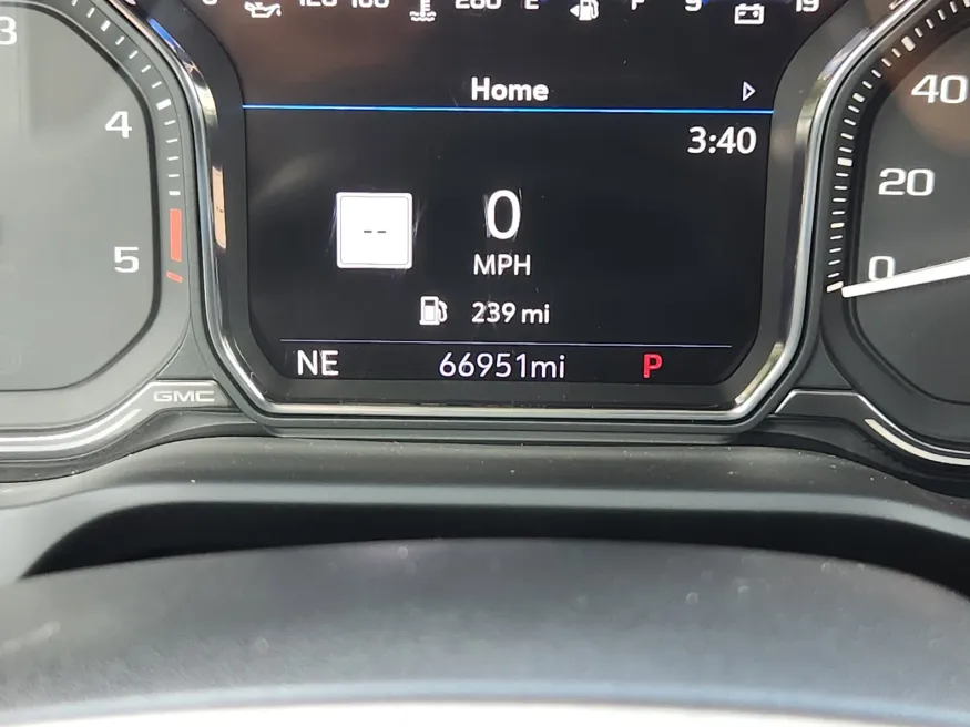 2023 GMC Sierra 2500HD Denali | Photo 23 of 30