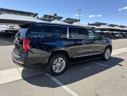 2024 GMC Yukon XL SLT | Thumbnail Photo 4 of 22
