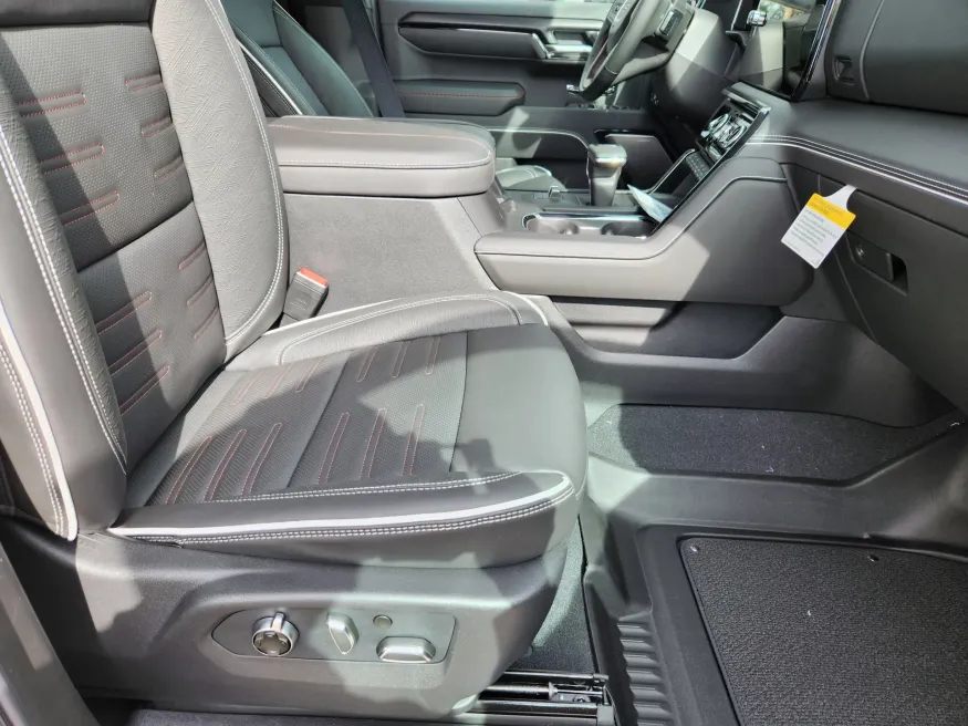 2026 GMC Sierra 1500 AT4X | Photo 17 of 30