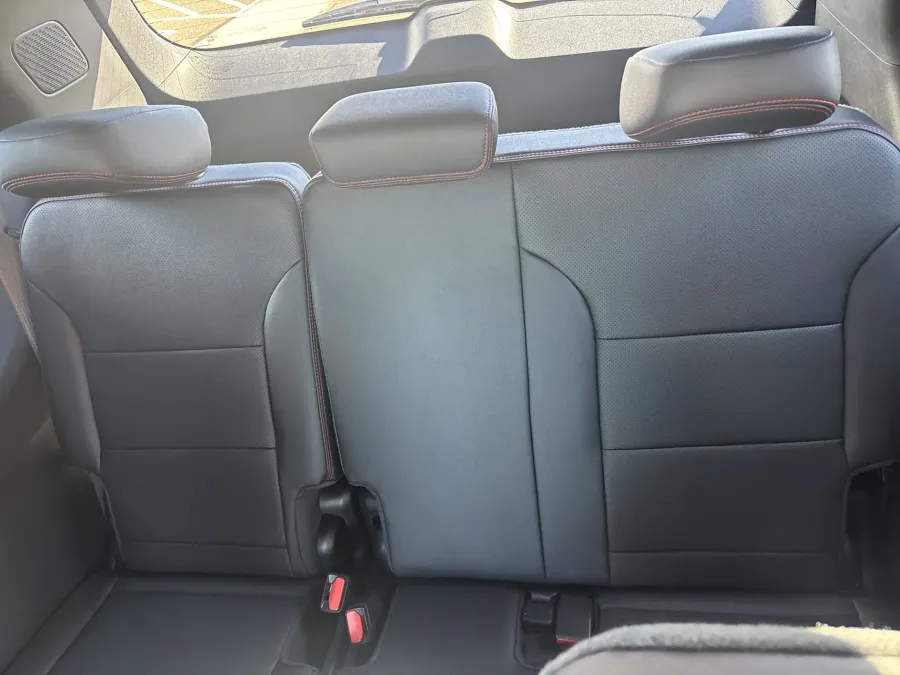 2026 Chevrolet Traverse AWD RS | Photo 11 of 23