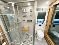 2022 Newmar Essex 4551 | Thumbnail Photo 16 of 32