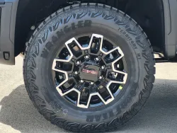 2026 GMC Sierra 2500HD AT4X | Thumbnail Photo 9 of 25