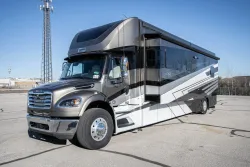 2026 Newmar Super Star 4059 | Thumbnail Photo 9 of 28