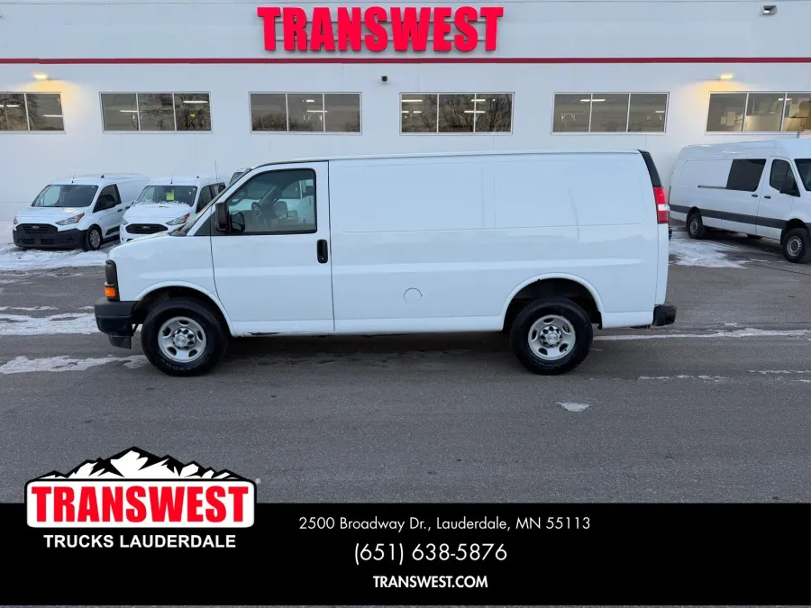 2017 Chevrolet Express 3500 Work Van | Photo 1 of 21
