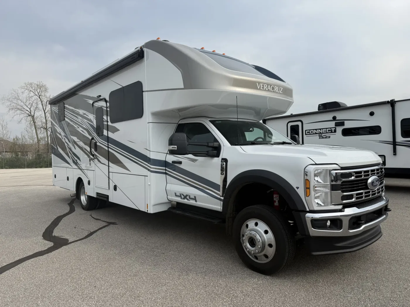 2026 Renegade Veracruz 32VDS | Photo 5 of 34