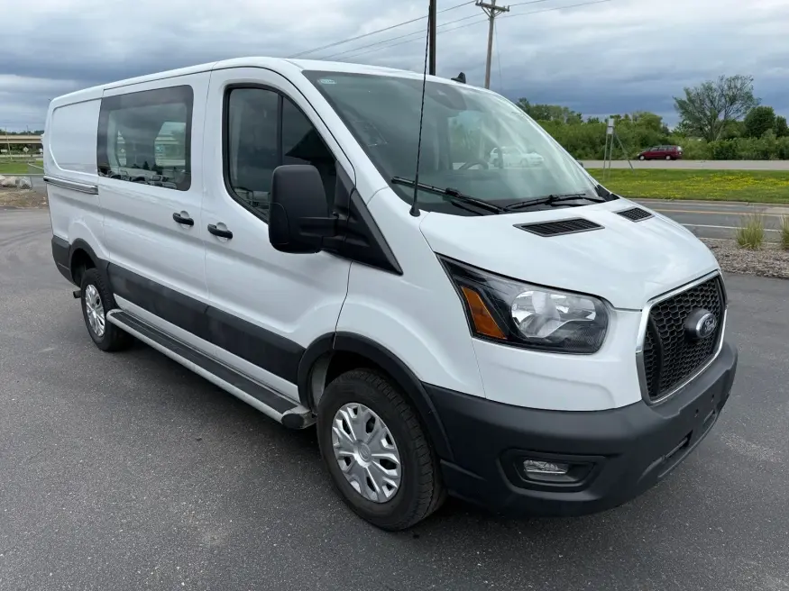 2025 Ford Transit-250 Base | Photo 3 of 4