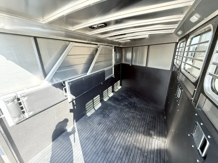 2025 Logan Coach Bullseye 3HBP | Photo 10 of 13