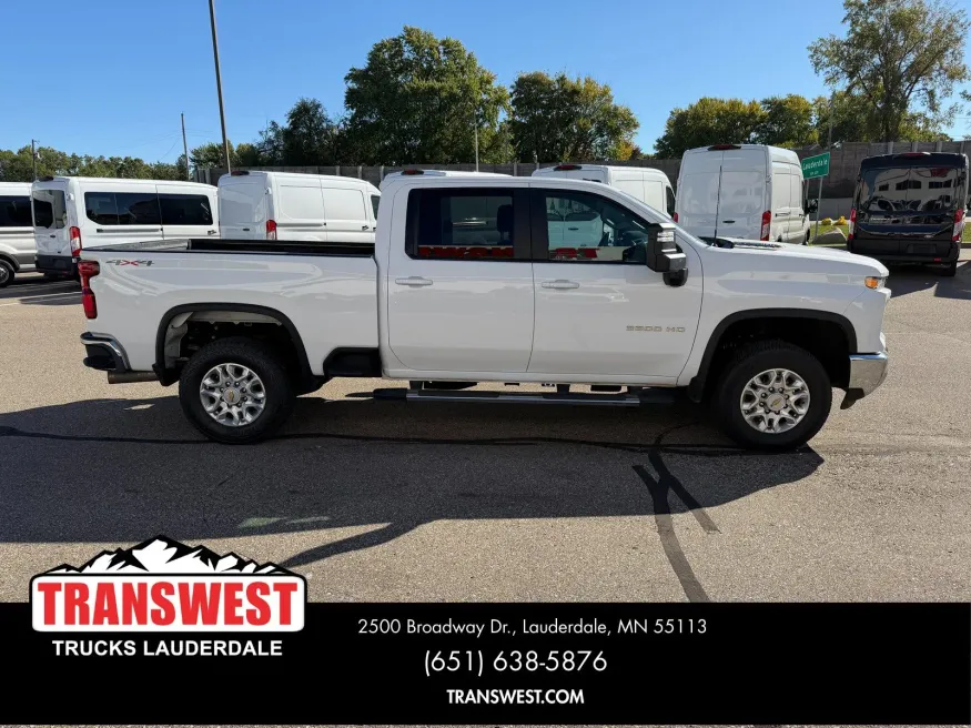 2024 Chevrolet Silverado 3500HD LT | Photo 5 of 21
