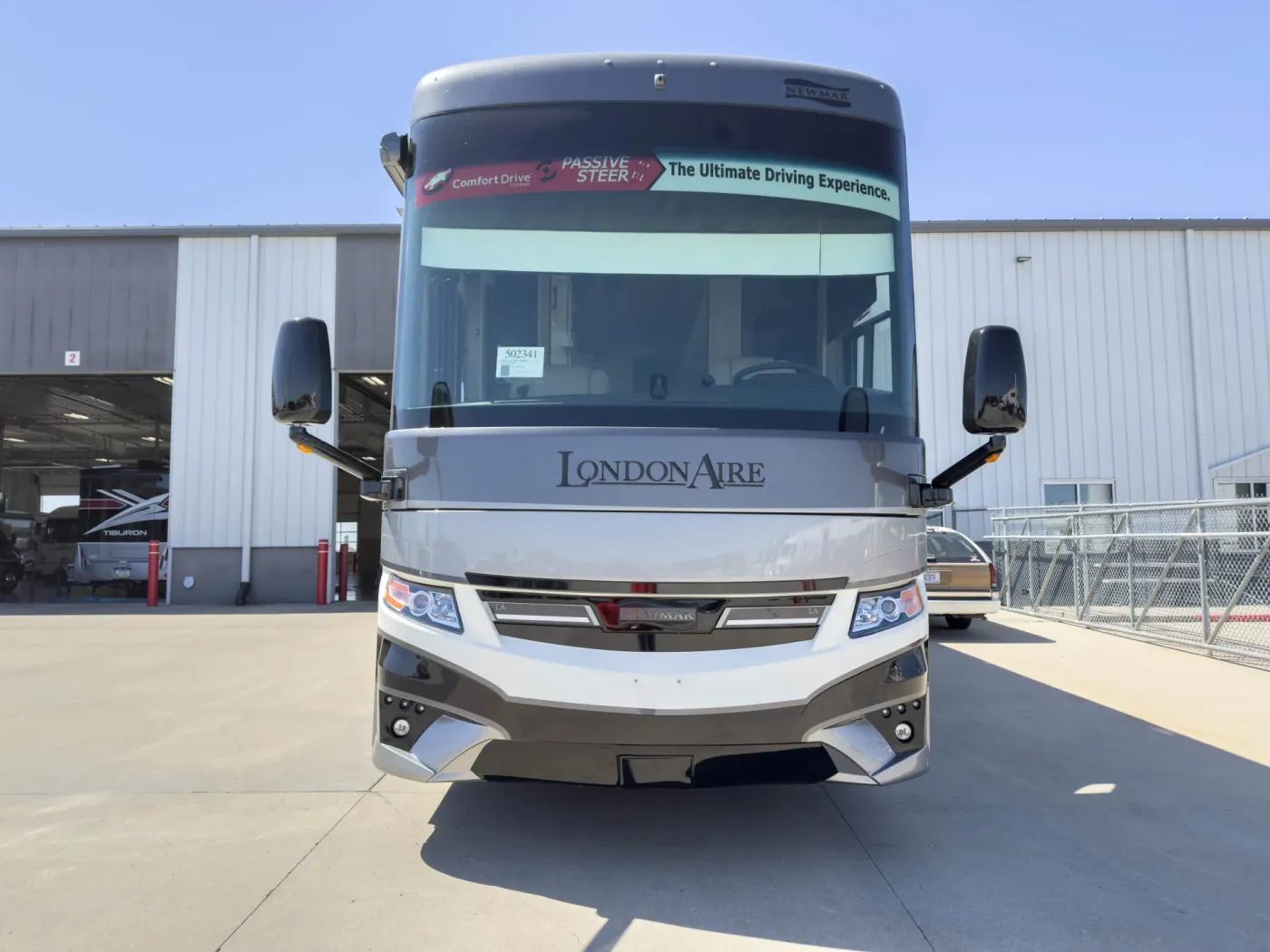 2027 Newmar London Aire 4569 | Photo 4 of 45