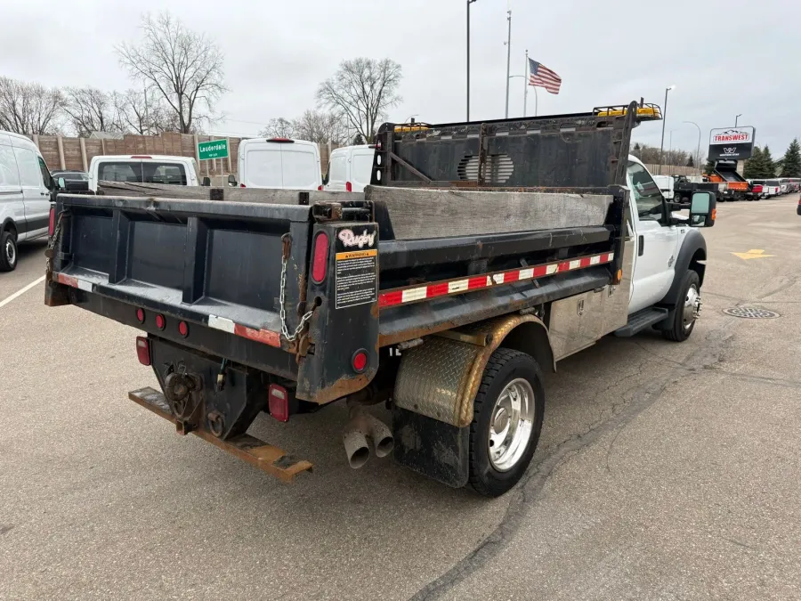2016 Ford Super Duty F-550 XL | Photo 10 of 20