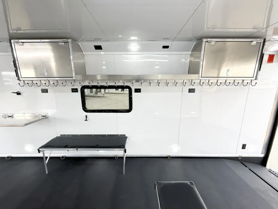 2026 Logan Coach Horse Power | Photo 11 of 20