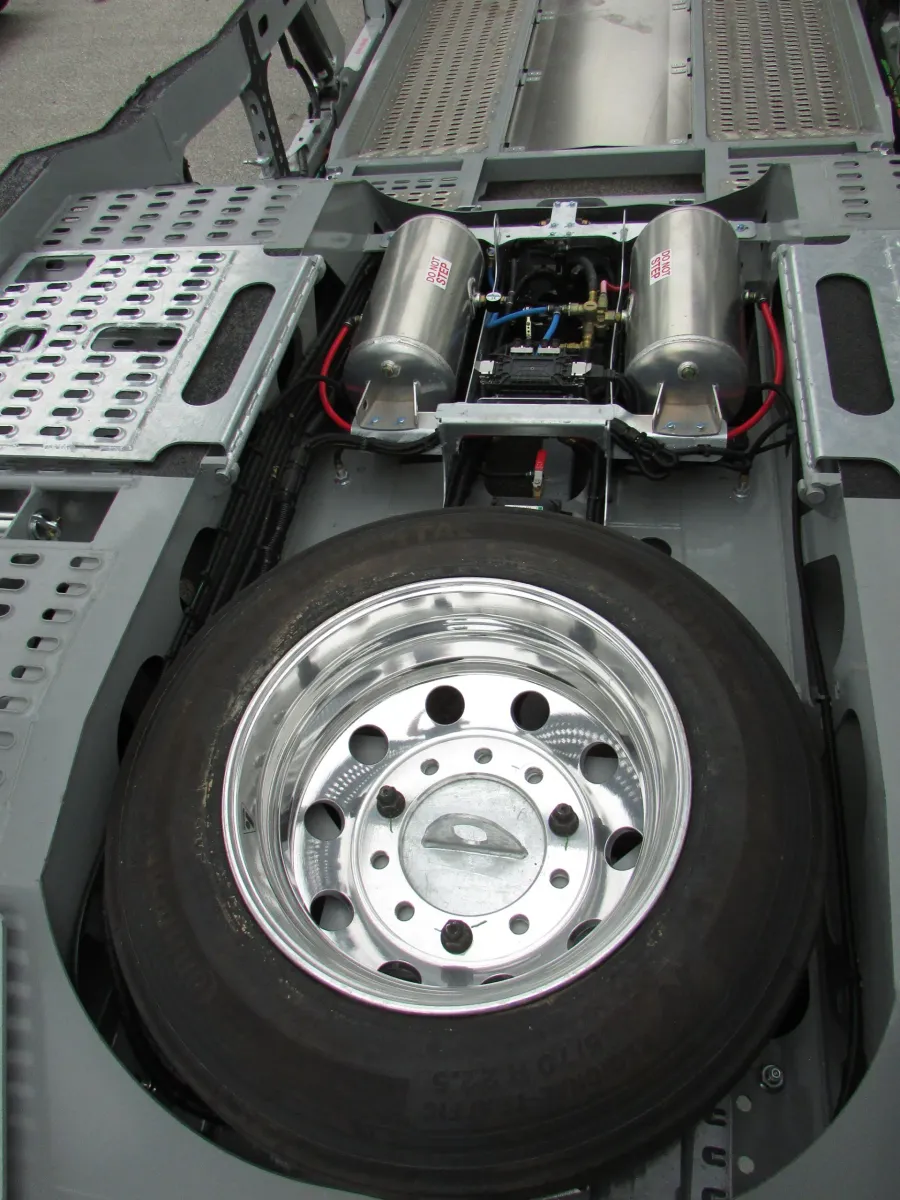 2025 Western Star 49X | Photo 16 of 43