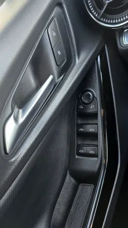 2025 Chevrolet Equinox | Thumbnail Photo 11 of 30