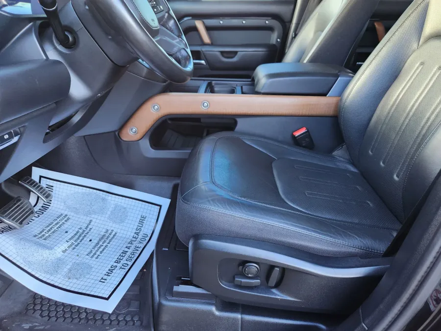 2020 Land Rover Defender X | Photo 8 of 28