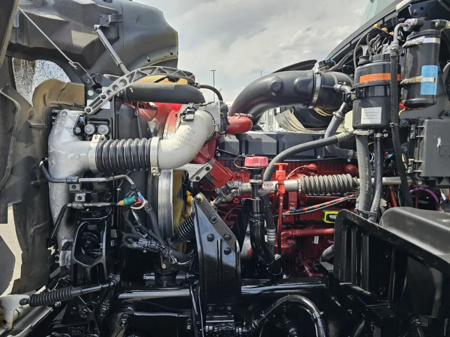 2024 Mack GU813 | Photo 14 of 17