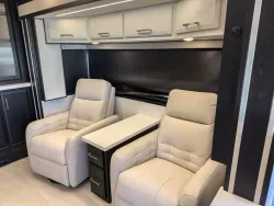 2026 Newmar New Aire 3543 | Thumbnail Photo 9 of 27