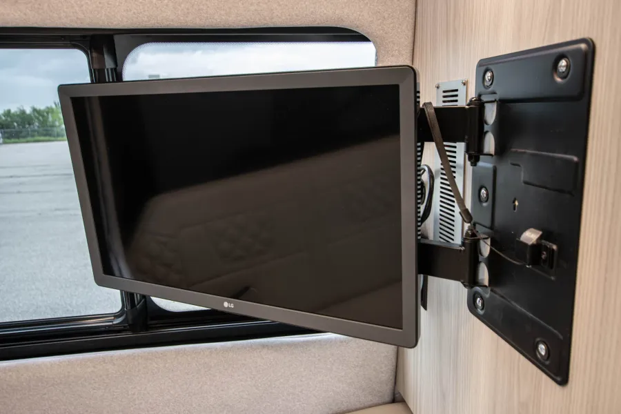 2025 Tiffin GT1 19 AG | Photo 18 of 21