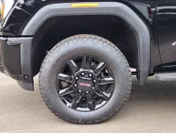 2025 GMC Sierra 2500HD AT4 | Thumbnail Photo 21 of 32