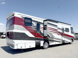 2027 Newmar Canyon Star 3947 | Thumbnail Photo 21 of 32